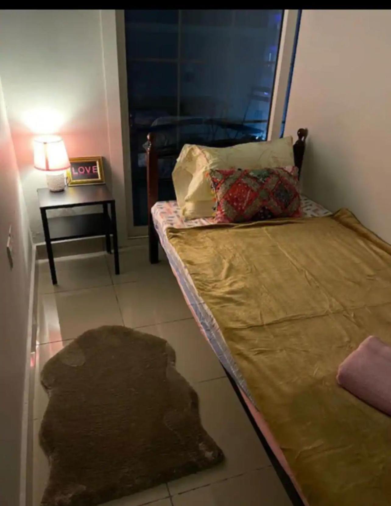 Cozy Pods Near Dxb * Dubai